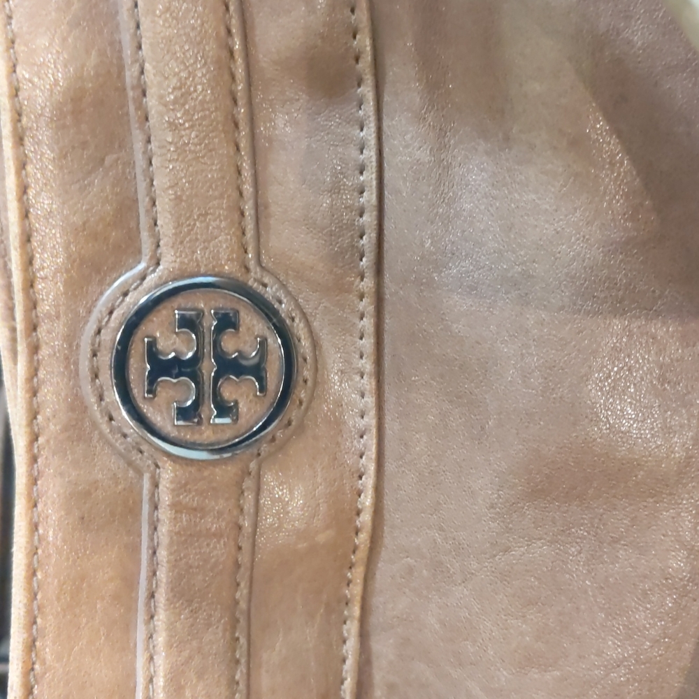 Tory Burch Handbag - Picture 3 of 10